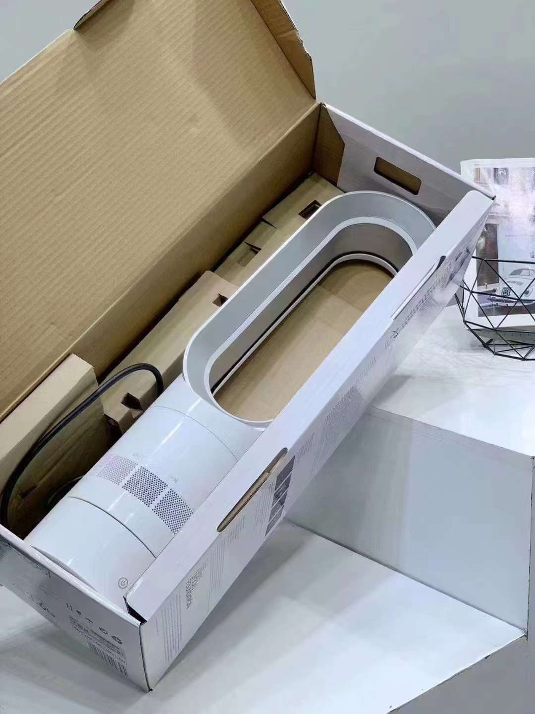 New Dyson Jet Focus hot + cool AM09 Fan Heater AM09